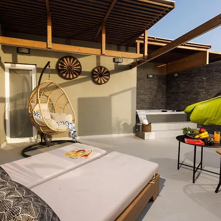 Front Villa *